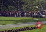 Image JFK arrive à l'hôtel Le général Von Steuben Wiesbaden Allemagne, 1963, de la seconde 43 séquences d'archives historiques vidéo 65675034046