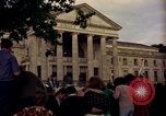 Image Le président Kennedy en cortège et spectateurs Wiesbaden Allemagne, 1963, de la seconde 37 séquences d'archives historiques vidéo 65675034047
