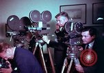 Image Le président américain John F Kennedy parle de voyage en Europe Washington DC USA, 1963, de la seconde 19 séquences d'archives historiques vidéo 65675034048