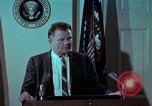 Image Le président américain John F Kennedy parle de voyage en Europe Washington DC USA, 1963, de la seconde 56 séquences d'archives historiques vidéo 65675034048