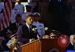 Standbild Präsident John F Kennedy und Lyndon B Johnson United States USA, 1963, aus Sekunde 57 historischem Filmmaterial Videoclip 65675034061