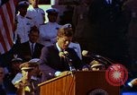 Standbild Präsident John F Kennedy und Lyndon B Johnson United States USA, 1963, aus Sekunde 60 historischem Filmmaterial Videoclip 65675034061