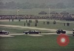 Immagine di John F Kennedy Fliegerhorst Kaserne Post Hanau in Germania, 1963, secondo 36 filmato di repertorio 65675034083