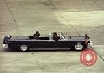 Immagine di John F Kennedy Fliegerhorst Kaserne Post Hanau in Germania, 1963, secondo 44 filmato di repertorio 65675034083