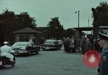Standbild John F Kennedy Wiesbaden Deutschland, 1963, aus Sekunde 51 historischem Filmmaterial Videoclip 65675034089