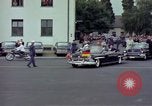 Standbild John F Kennedy Wiesbaden Deutschland, 1963, aus Sekunde 13 historischem Filmmaterial Videoclip 65675034090