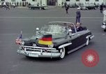 Standbild John F Kennedy Wiesbaden Deutschland, 1963, aus Sekunde 20 historischem Filmmaterial Videoclip 65675034090