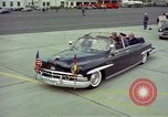 Standbild John F Kennedy Wiesbaden Deutschland, 1963, aus Sekunde 26 historischem Filmmaterial Videoclip 65675034090