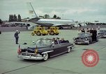 Standbild John F Kennedy Wiesbaden Deutschland, 1963, aus Sekunde 33 historischem Filmmaterial Videoclip 65675034090