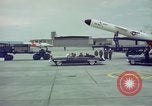 Standbild John F Kennedy Wiesbaden Deutschland, 1963, aus Sekunde 55 historischem Filmmaterial Videoclip 65675034090