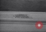 Standbild Navy crew gewinnt Boat Race Poughkeepsie New York USA, 1938, aus Sekunde 19 historischem Filmmaterial Videoclip 65675034095