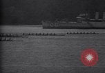 Standbild Navy crew gewinnt Boat Race Poughkeepsie New York USA, 1938, aus Sekunde 35 historischem Filmmaterial Videoclip 65675034095