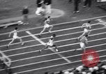 Standbild Athleten racing auf der Spur Evanston Illinois USA, 1938, aus Sekunde 21 historischem Filmmaterial Videoclip 65675034096