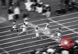 Standbild Athleten racing auf der Spur Evanston Illinois USA, 1938, aus Sekunde 34 historischem Filmmaterial Videoclip 65675034096