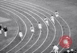Standbild Athleten racing auf der Spur Evanston Illinois USA, 1938, aus Sekunde 42 historischem Filmmaterial Videoclip 65675034096