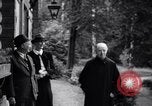 Standbild Lord Runciman Kamnitz Tschechoslowakei, 1938, aus Sekunde 10 historischem Filmmaterial Videoclip 65675034100