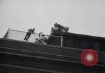 Standbild Feuerwehrmann rettet das Leben New York City United States USA, 1938, aus Sekunde 37 historischem Filmmaterial Videoclip 65675034102