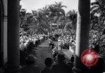 Standbild Bühnenarbeiter und Krieg Admiral Miami Florida USA, 1939, aus Sekunde 8 historischem Filmmaterial Videoclip 65675034118