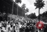 Standbild Bühnenarbeiter und Krieg Admiral Miami Florida USA, 1939, aus Sekunde 42 historischem Filmmaterial Videoclip 65675034118