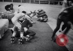 Image le Roller attraper Paris France, 1939, de la seconde 48 séquences d'archives historiques vidéo 65675034119