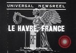 Standbild Trauerfeier für das französische U-Boot Phenix Le Havre Frankreich, 1939, aus Sekunde 7 historischem Filmmaterial Videoclip 65675034121