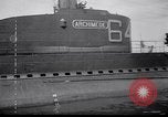 Standbild Trauerfeier für das französische U-Boot Phenix Le Havre Frankreich, 1939, aus Sekunde 16 historischem Filmmaterial Videoclip 65675034121