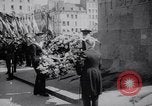 Standbild Trauerfeier für das französische U-Boot Phenix Le Havre Frankreich, 1939, aus Sekunde 28 historischem Filmmaterial Videoclip 65675034121
