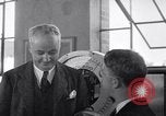 Image retards de brouillard avion Port Washington New York USA, 1939, de la seconde 9 séquences d'archives historiques vidéo 65675034123