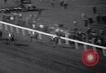 Standbild Rennpferd Bunty Lawless Toronto Ontario Kanada, 1939, aus Sekunde 45 historischem Filmmaterial Videoclip 65675034133
