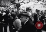 Immagine di Gary Cooper i funerali Beverly Hills California USA, 1961, secondo 15 filmato di repertorio 65675034141