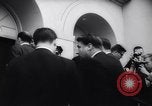 Immagine di Gary Cooper i funerali Beverly Hills California USA, 1961, secondo 35 filmato di repertorio 65675034141