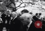 Immagine di Gary Cooper i funerali Beverly Hills California USA, 1961, secondo 38 filmato di repertorio 65675034141