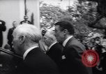 Immagine di Gary Cooper i funerali Beverly Hills California USA, 1961, secondo 39 filmato di repertorio 65675034141