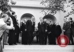 Immagine di Gary Cooper i funerali Beverly Hills California USA, 1961, secondo 50 filmato di repertorio 65675034141