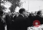 Immagine di Gary Cooper i funerali Beverly Hills California USA, 1961, secondo 57 filmato di repertorio 65675034141
