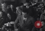 Standbild Aviator Howard Hughes von Chicago nach Los Angeles Flug Chicago Illinois USA, 1936, aus Sekunde 6 historischem Filmmaterial Videoclip 65675034143