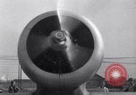 Standbild Aviator Howard Hughes von Chicago nach Los Angeles Flug Chicago Illinois USA, 1936, aus Sekunde 11 historischem Filmmaterial Videoclip 65675034143