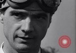 Standbild Aviator Howard Hughes von Chicago nach Los Angeles Flug Chicago Illinois USA, 1936, aus Sekunde 12 historischem Filmmaterial Videoclip 65675034143