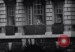 Immagine di Queen Elizabeth Londra Inghilterra Regno Unito, 1961, secondo 17 filmato di repertorio 65675034150