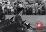 Immagine di Queen Elizabeth Londra Inghilterra Regno Unito, 1961, secondo 39 filmato di repertorio 65675034150