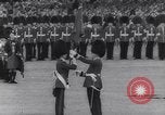 Immagine di Queen Elizabeth Londra Inghilterra Regno Unito, 1961, secondo 44 filmato di repertorio 65675034150