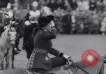Immagine di Queen Elizabeth Londra Inghilterra Regno Unito, 1961, secondo 51 filmato di repertorio 65675034150
