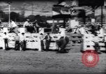 Immagine di Cavallo e bull ride San Jose California USA, 1961, secondo 60 filmato di repertorio 65675034156