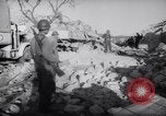 Immagine di Francese e le truppe tunisino scontro Tunisia Africa del Nord, 1961, secondo 41 filmato di repertorio 65675034171
