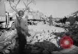 Immagine di Francese e le truppe tunisino scontro Tunisia Africa del Nord, 1961, secondo 43 filmato di repertorio 65675034171
