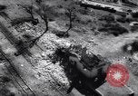 Immagine di Danni a Bizerte Base Navale dopo lo scontro tra tunisini e forze francesi Bizerte Tunisia Africa del Nord, 1961, secondo 13 filmato di repertorio 65675034176