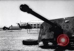 Immagine di Danni a Bizerte Base Navale dopo lo scontro tra tunisini e forze francesi Bizerte Tunisia Africa del Nord, 1961, secondo 20 filmato di repertorio 65675034176
