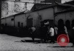 Immagine di Danni a Bizerte Base Navale dopo lo scontro tra tunisini e forze francesi Bizerte Tunisia Africa del Nord, 1961, secondo 41 filmato di repertorio 65675034176