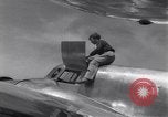 Standbild Amelia Earhart mit ihrem Lockheed Electra United States USA, 1936, aus Sekunde 7 historischem Filmmaterial Videoclip 65675034183