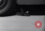 Standbild Automobil Anti Skid Gerät United States USA, 1936, aus Sekunde 22 historischem Filmmaterial Videoclip 65675034184